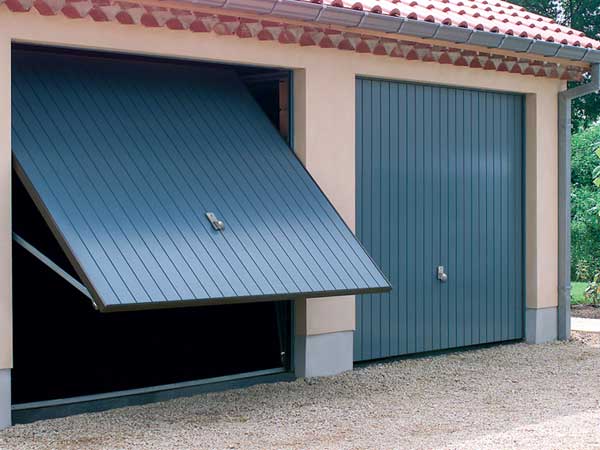 Porte de garage basculante par menuiserie du littoral montpellier