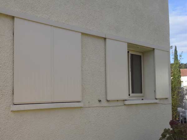 volets coulissants alu beige